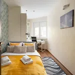 Park Praski 2-bedroom By Bookinghost * 华沙