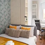 Park Praski 2-bedroom By Bookinghost *