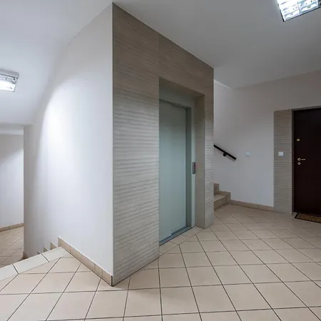 Park Praski 2-bedroom By Bookinghost Warszawa