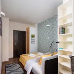 Park Praski 2-bedroom By Bookinghost Lejlighed *