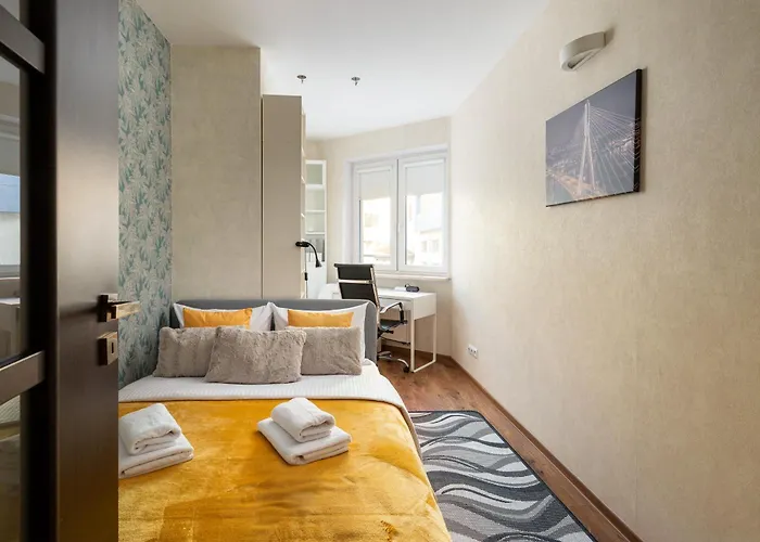 Park Praski 2-bedroom By Bookinghost * Warszawa
