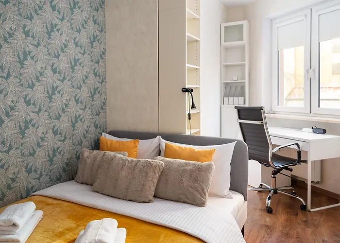 Park Praski 2-bedroom By Bookinghost *