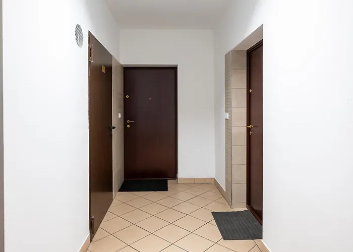 Park Praski 2-bedroom By Bookinghost * Warszawa